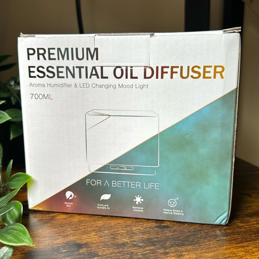Essential Oil Diffuser - Picture 5 of 8
